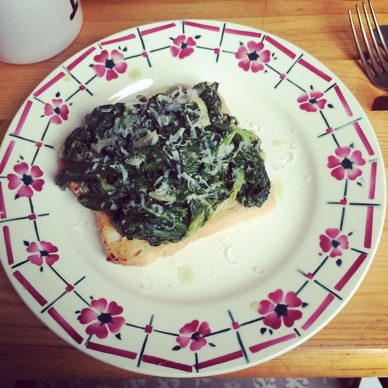 Creamed spinach on toast Creamed spinach on toast