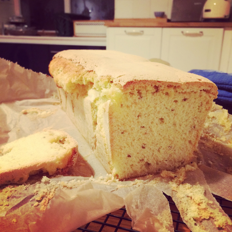 Anisbrot cut Anisbrot cut