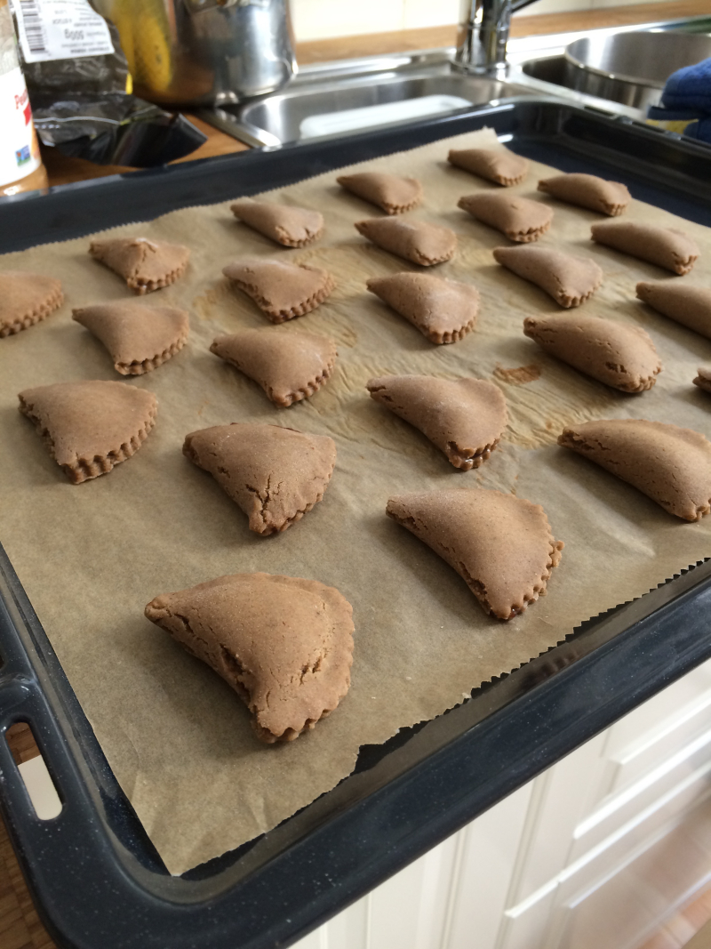 Raw Lebkuchen-Powidltatschkerln Raw Lebkuchen-Powidltatschkerln