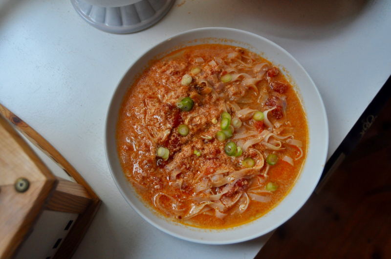Hetty McKinnon's Tomato and Egg Drop Noodle Soup Hetty McKinnon's Tomato and Egg Drop Noodle Soup