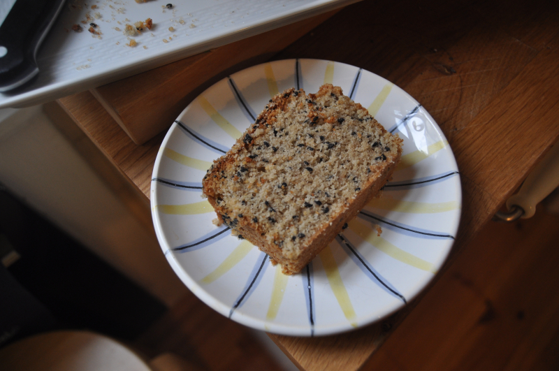 Gluten-Free Simple Sesame Cake