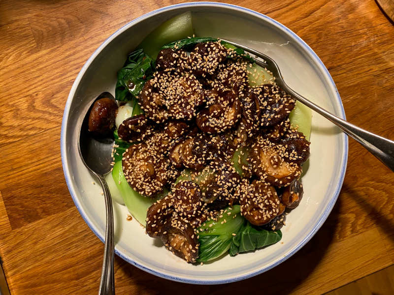 Glazed shiitakes and bok choy Glazed shiitakes and bok choy